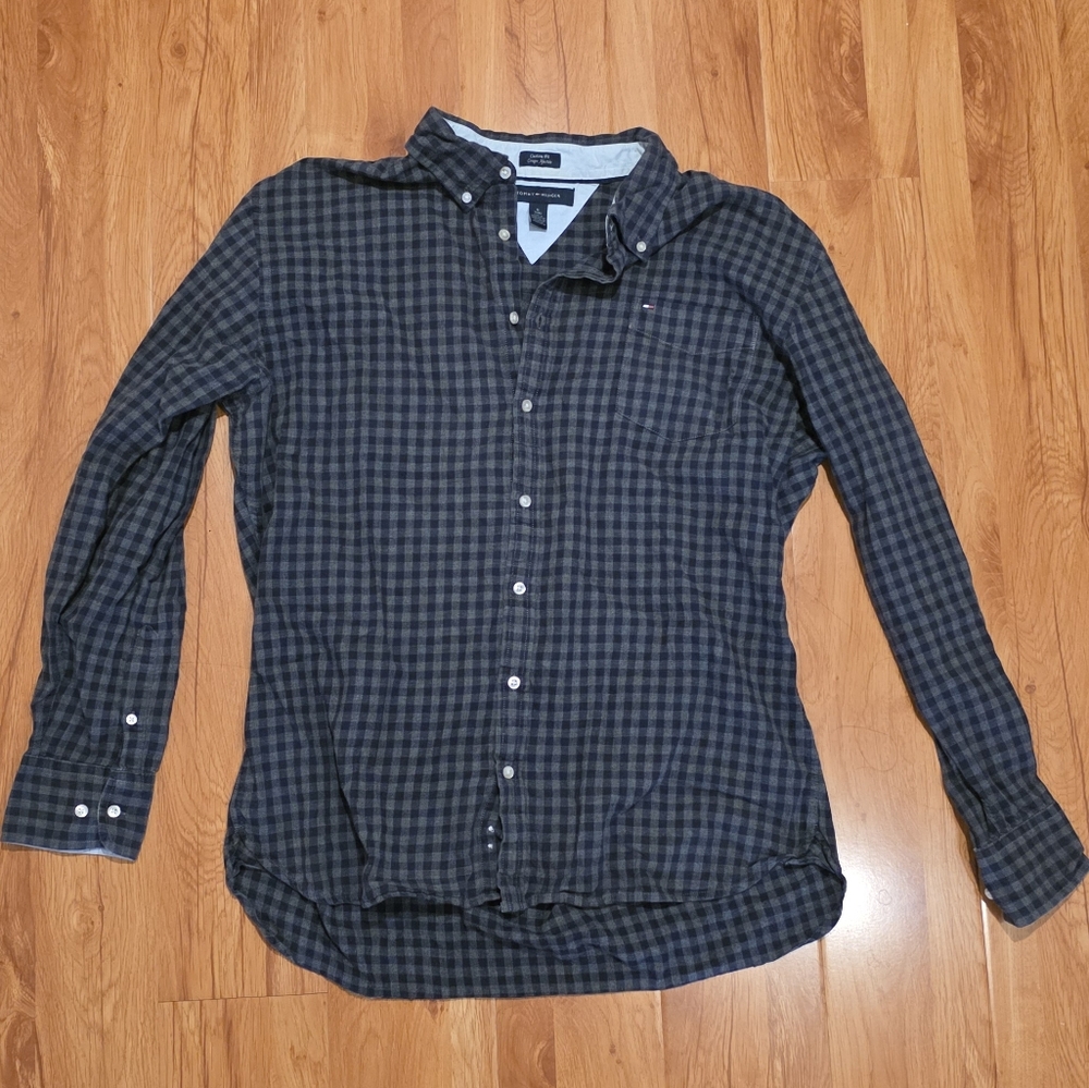 Tommy Hilfiger Men's Navy Checkered Shirt